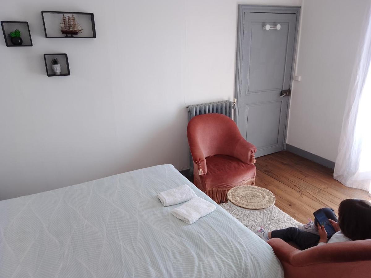 La Chaloupe 4 Bed & Breakfast Thiers Ngoại thất bức ảnh