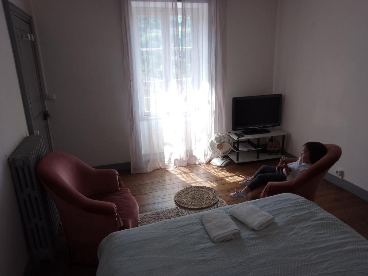 La Chaloupe 4 Bed & Breakfast Thiers Ngoại thất bức ảnh
