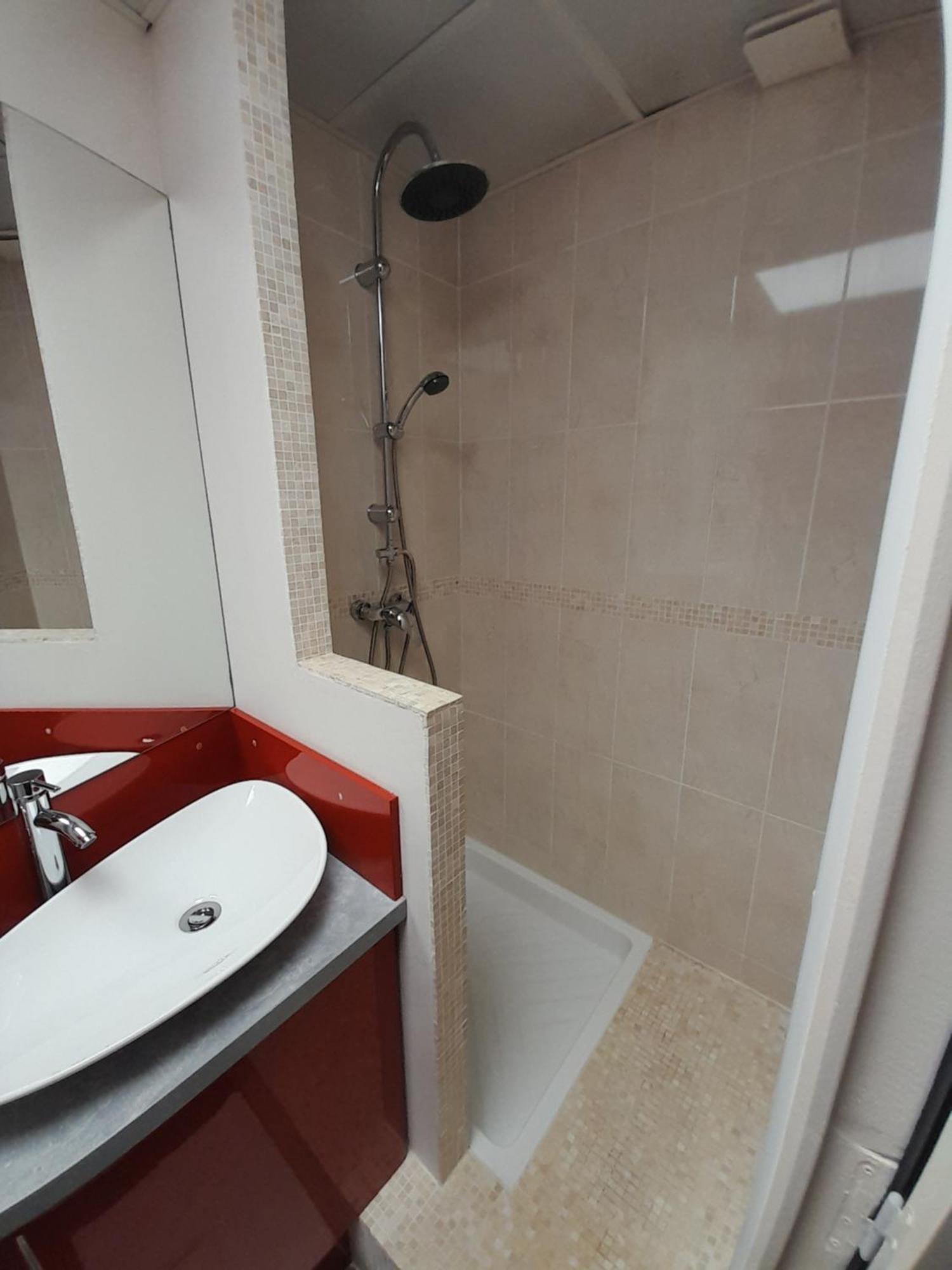 La Chaloupe 4 Bed & Breakfast Thiers Ngoại thất bức ảnh